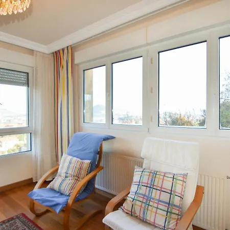 Amplia Con Preciosas Vistas Ferienhaus
