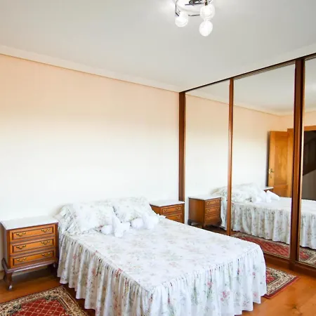 Amplia Con Preciosas Vistas Ferienhaus